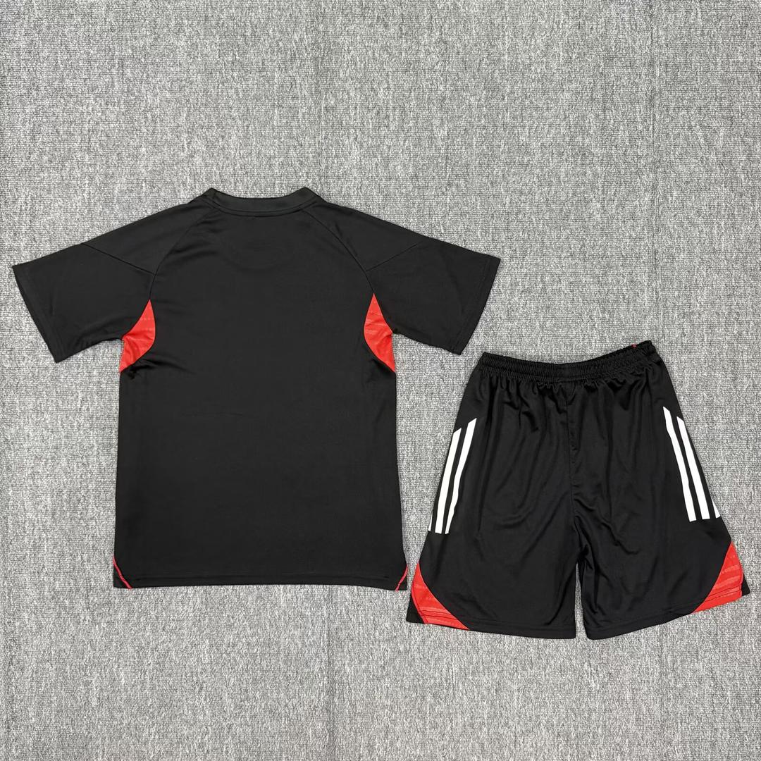Conjunto infantil treino preto 2025/26