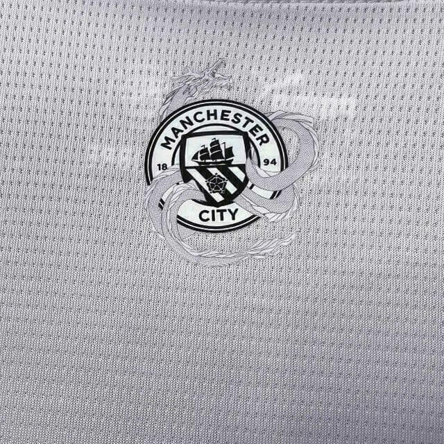 Camisola Manchester City ano do dragão 2024/25