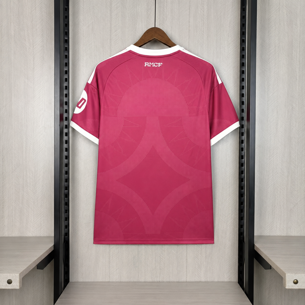 Camisola Real Madrid rosa terceira 2026/27