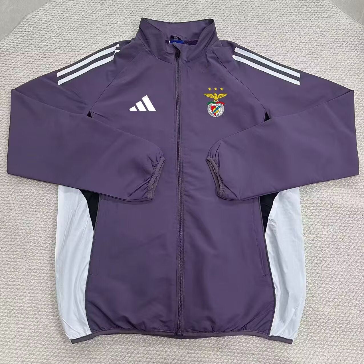 Casaco roxo 2025/26 fecho completo