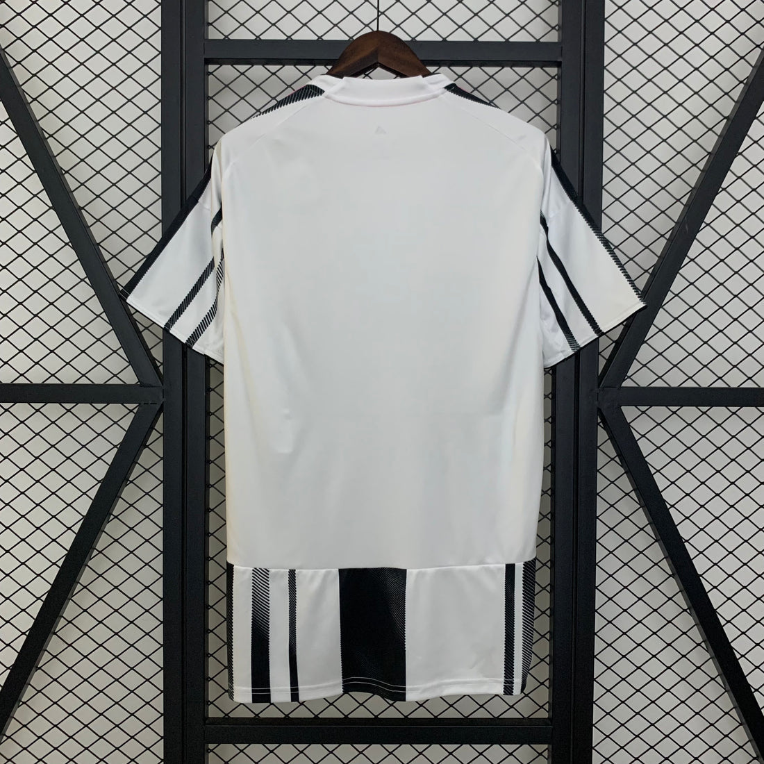 Camisola Juventus Home 2025/26