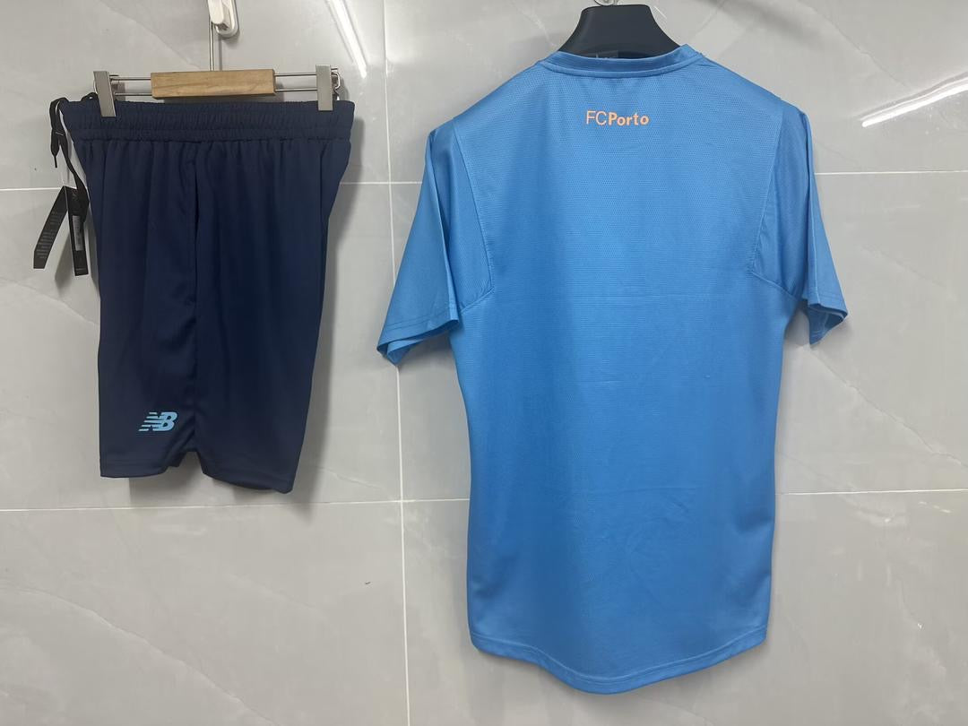 Conjunto adulto treinamento azul claro 2025/26