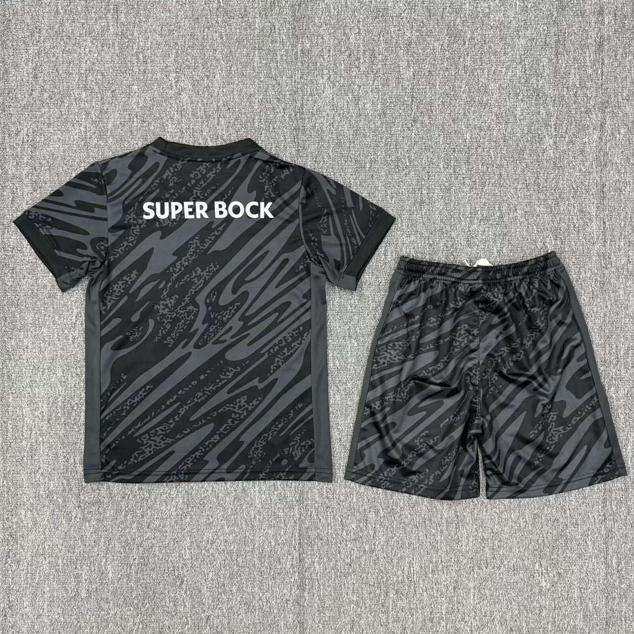 Conjunto infantil guarda redes preto 2025/26