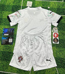 Conjunto infantil Seleção Portugal branco alternativo 2025