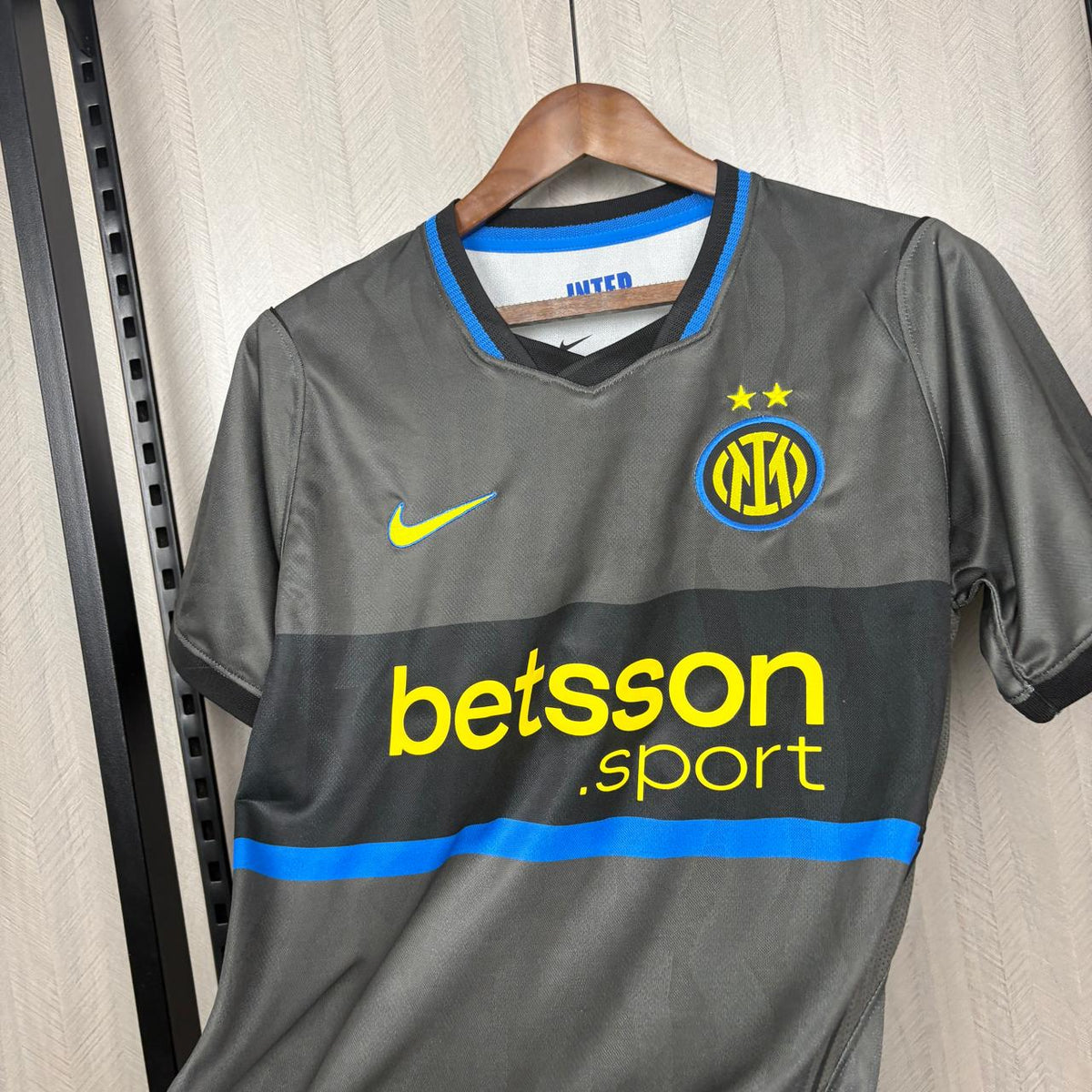 Camisola terceira cinza 2026/27