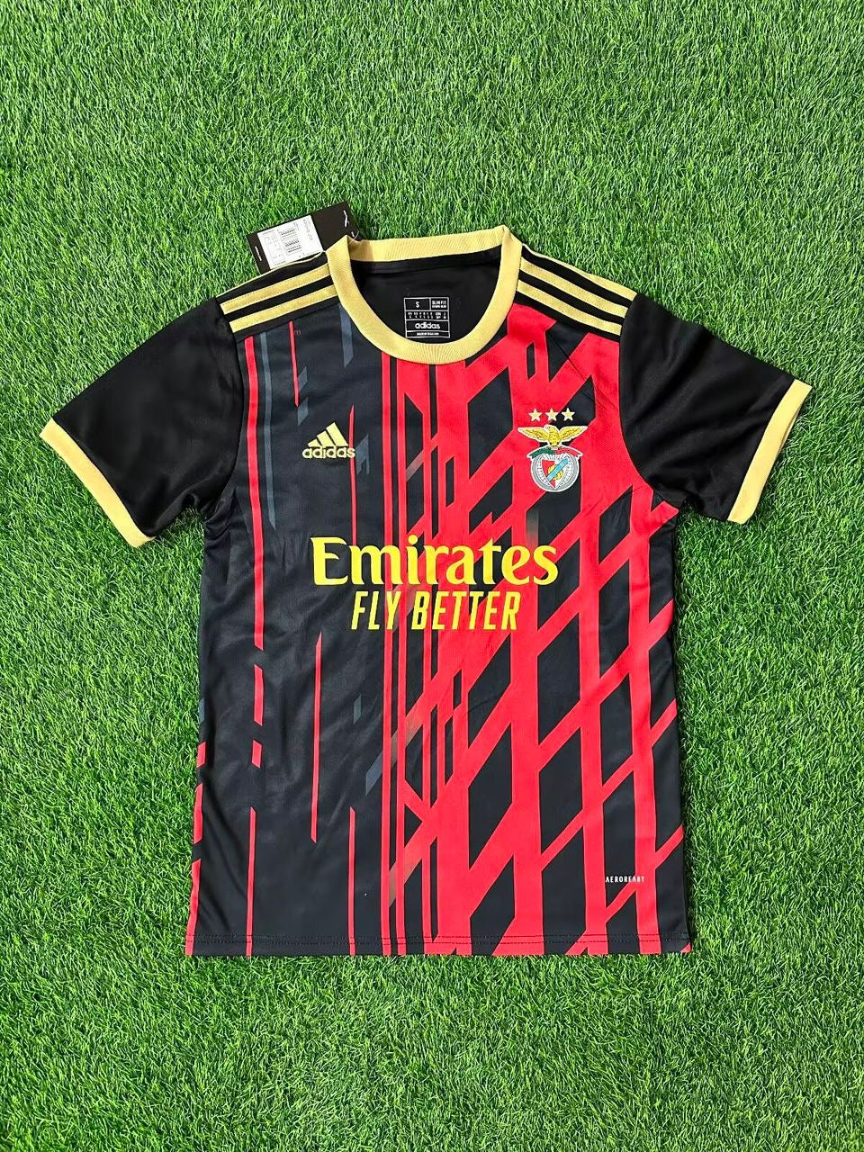 Camisola S L B concept ÁGUIA vermelha e preta 2025/26 - exclusiva