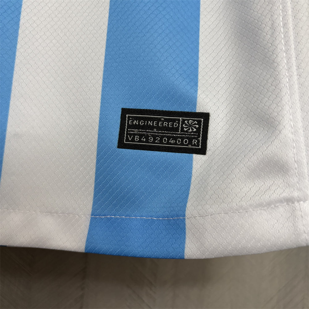 Camisola principal azul/branca 2026/27
