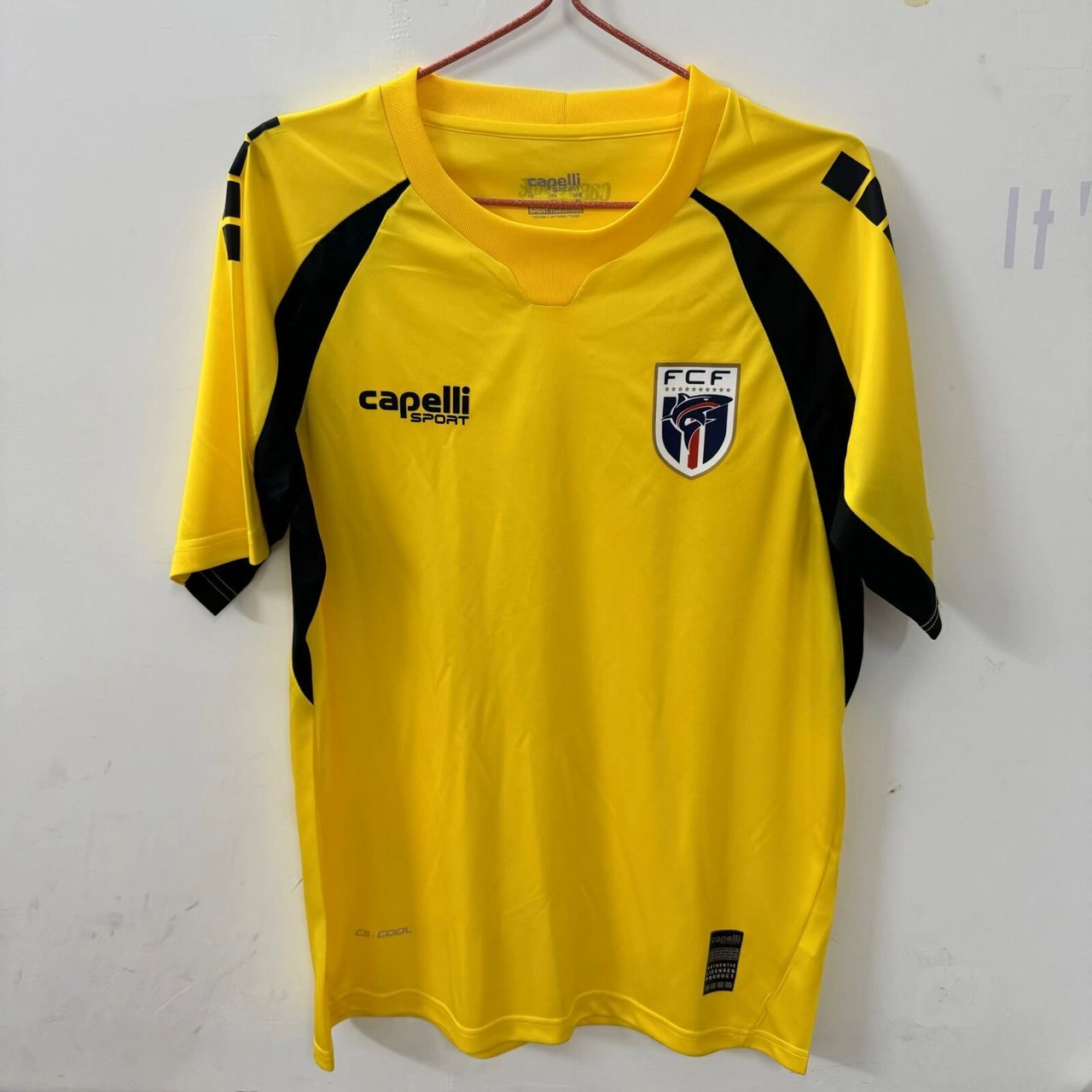 Camisola Seleção Cabo Verde GUARDA-REDES - Amarela Copa do Mundo 2026