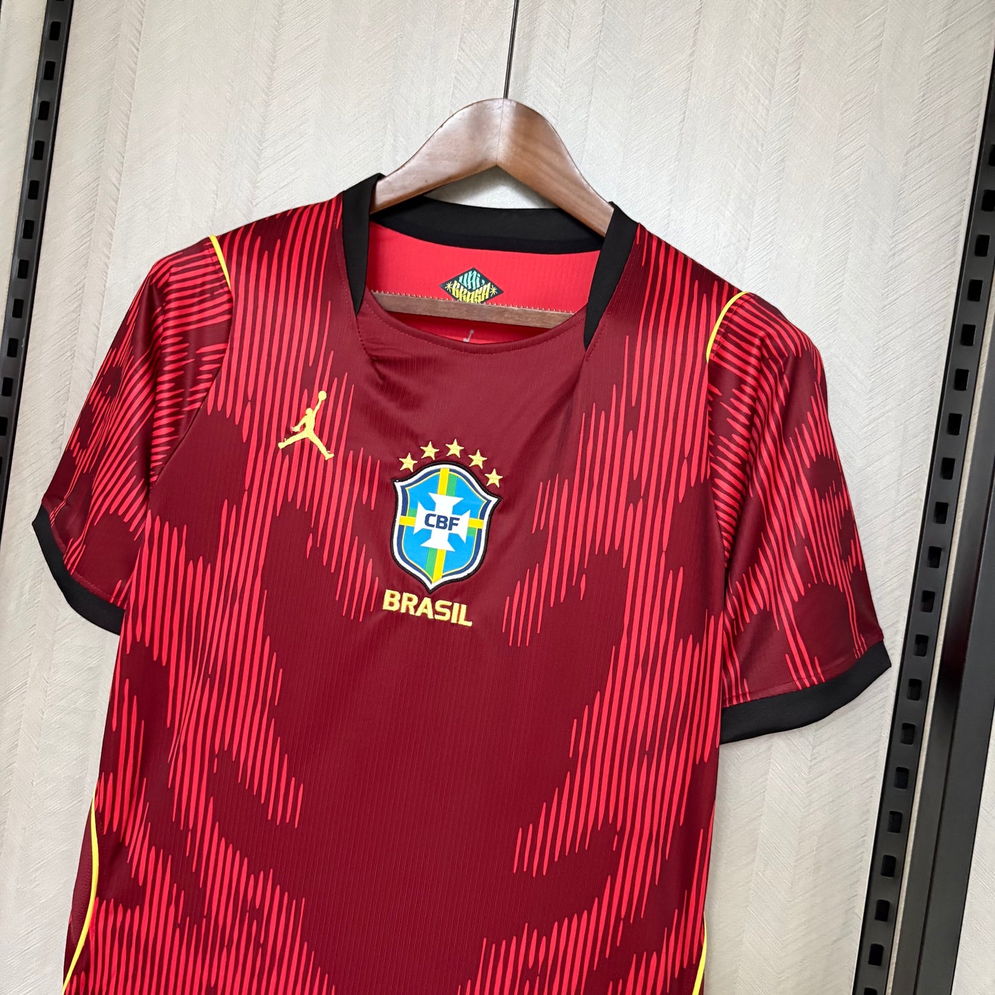 Camisola Brasil Vermelha Copa do Mundo 2026