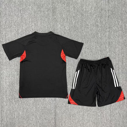 Conjunto infantil treino preto 2025/26