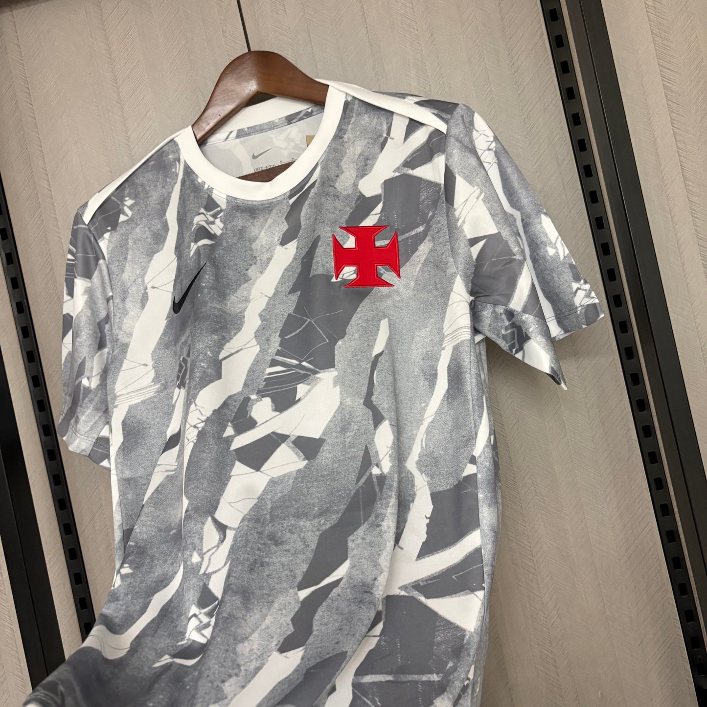 Camisola pré jogo 2026/27