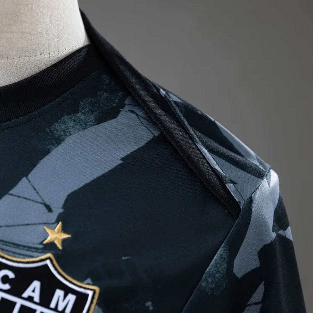 Camisola Atlético Mineiro Pré-Jogo 2026/27 – imagem 5