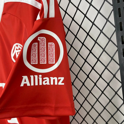 Camisola Bayern de Munique Goalkeeper 2025/26 - vermelha