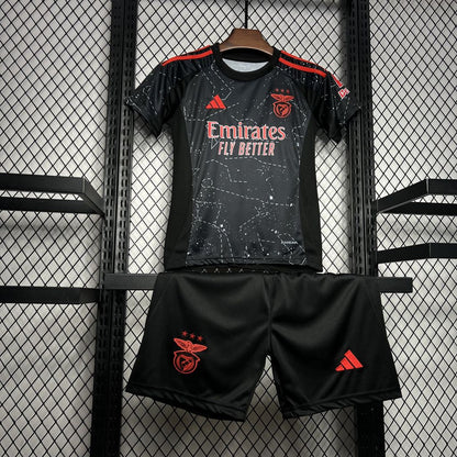 Conjunto infantil alternativo 2024/25 preto