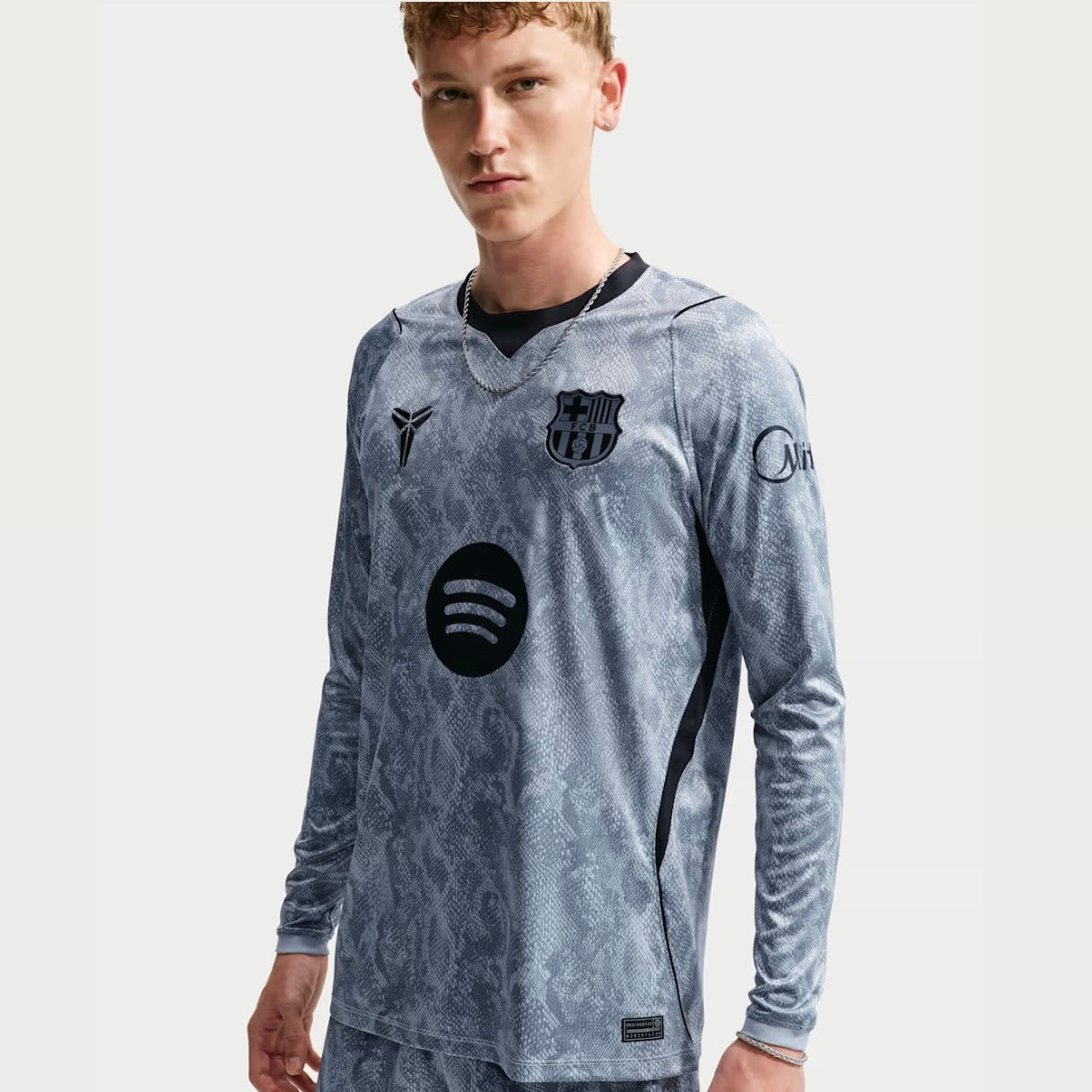 Camisola Barcelona guarda redes cinza 2026/27 - MANGA LONGA