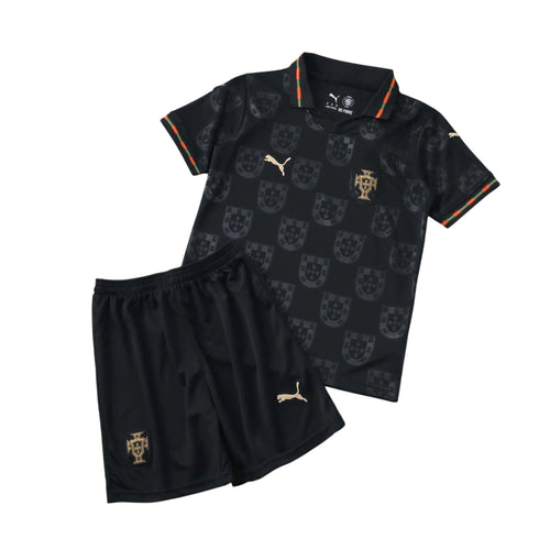 Conjunto infantil Seleção Portugal edição especial pantera negra EUSÉBIO preta 2025/26