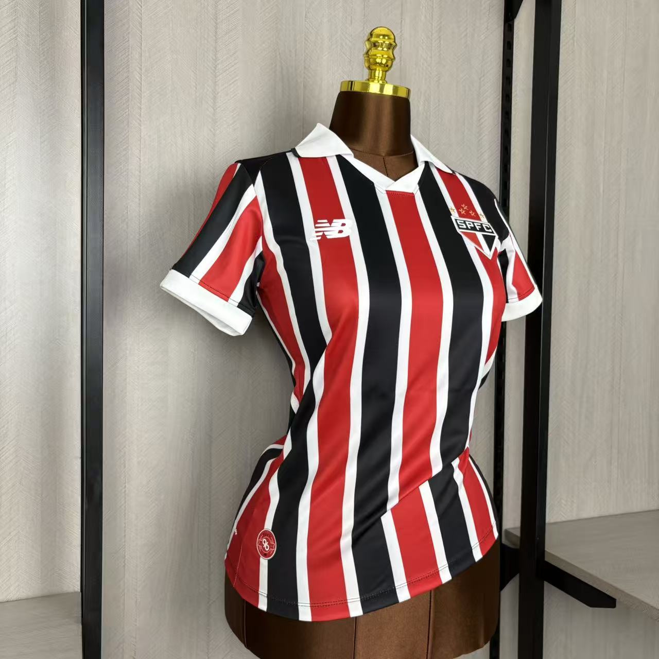 Camisola Feminina alternativa tricolor 2026/27