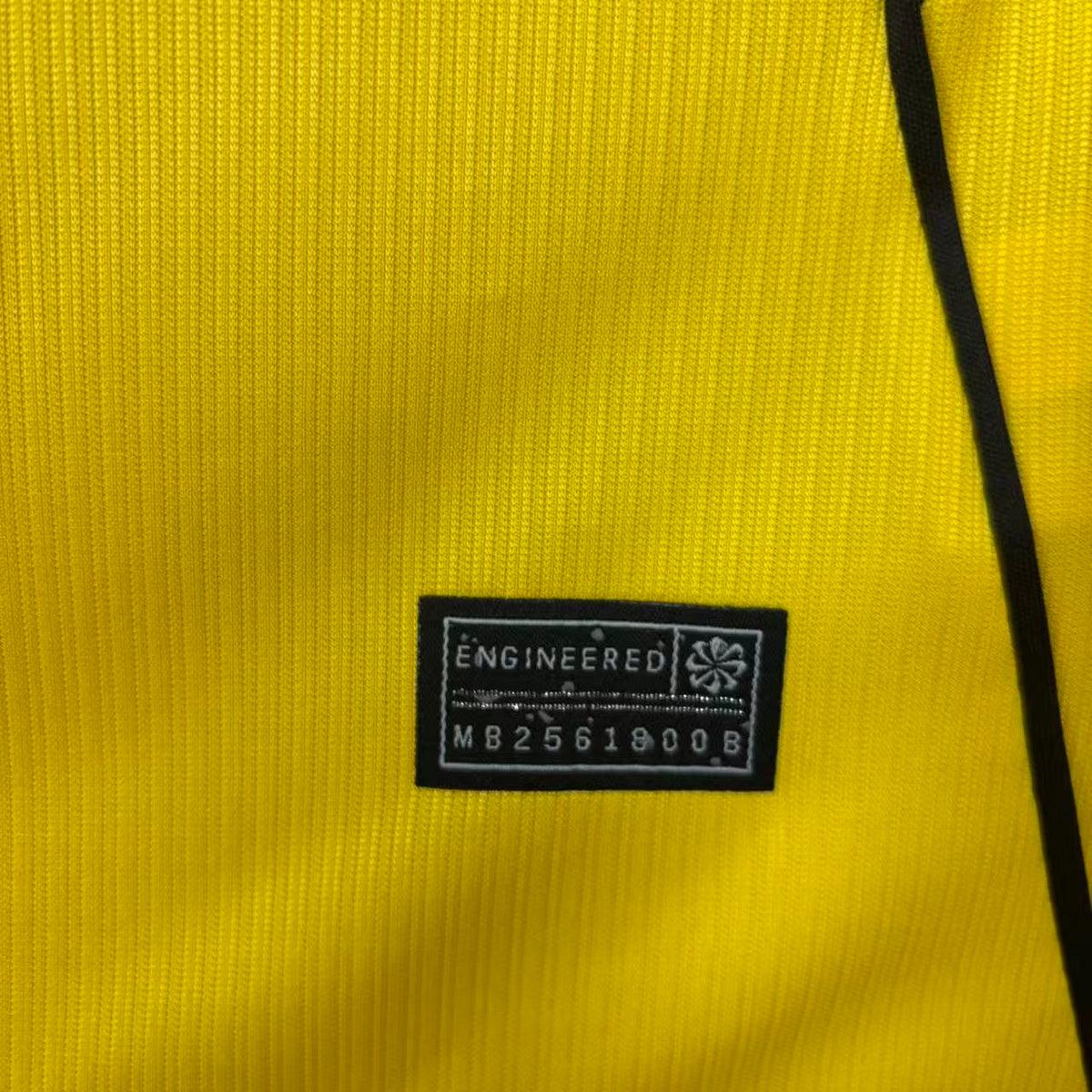 Camisola Special Edition 2026/27 amarela