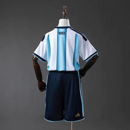 Conjunto infantil Seleção Argentina principal azul/branca COPA DO MUNDO 2026
