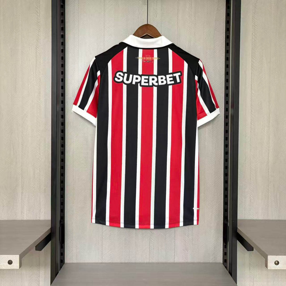 Camisola Alternativa tricolor 2026/27