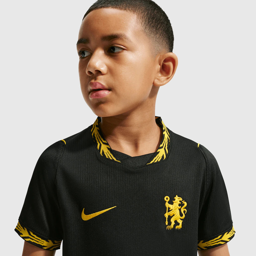 Conjunto Infantil Chelsea alternativa preta 2026/27