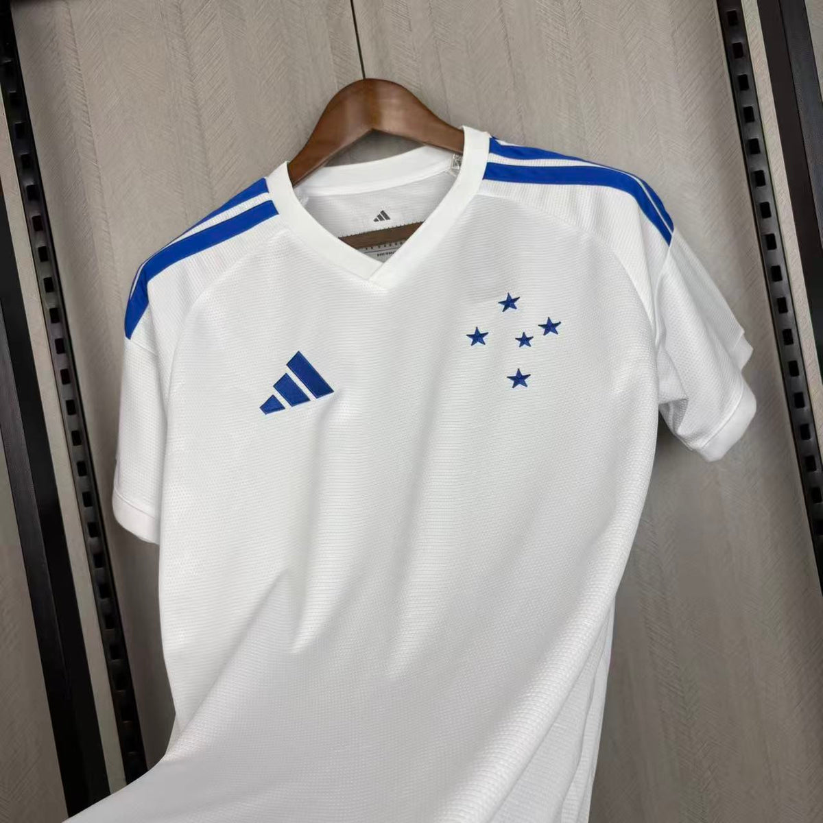 Camisola Cruzeiro Alternativa Branca 2026/27 – imagem 8
