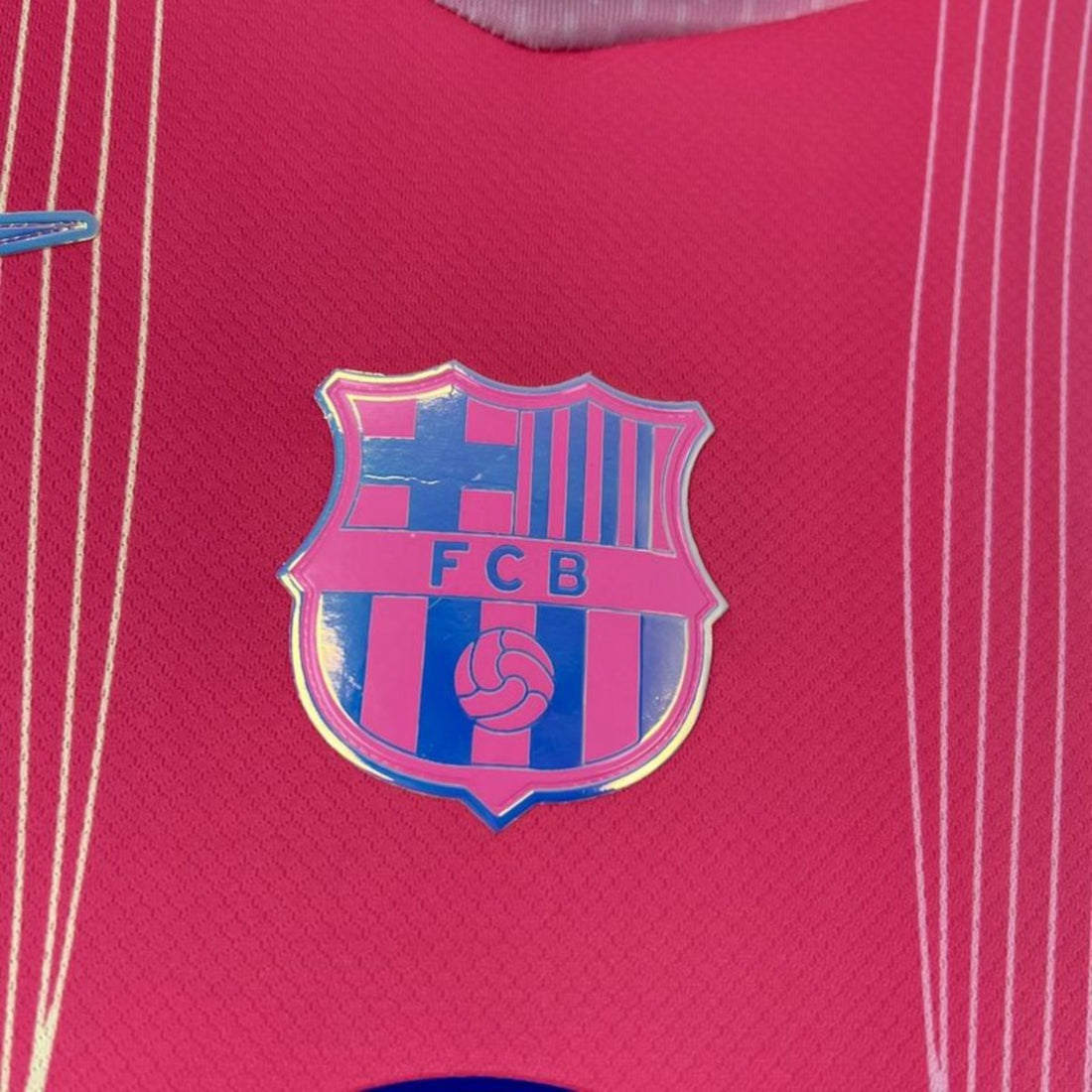 Camisola Barcelona alternativa rosa 2025/26