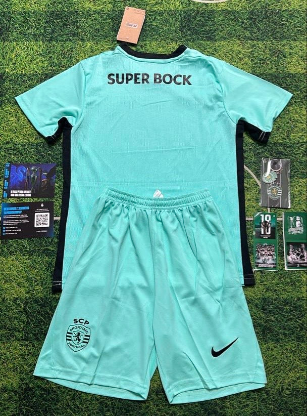 Conjunto infantil terceiro equipamento verde 2025/26
