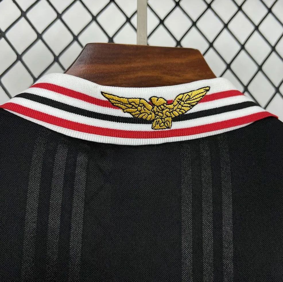 Camisola retrô preta alternativa 1997/98