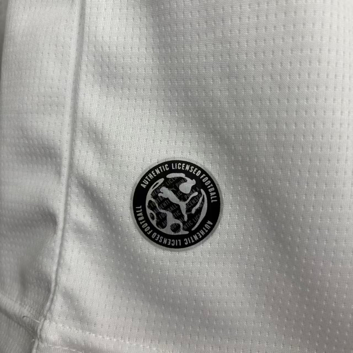 Camisola alternativa 2026/27 - branca