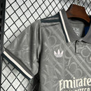 Conjunto Infantil Real Madrid cinza third 2024/25