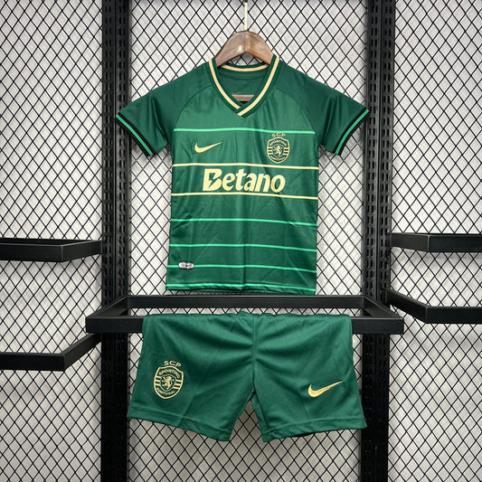 Conjunto infantil verde special editon 2024/25