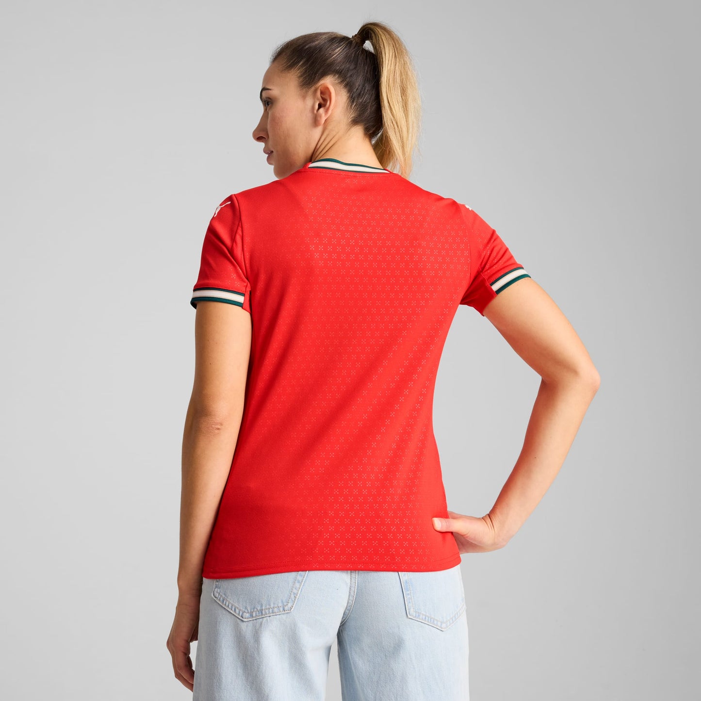 Camisola Feminina Seleção Portugal vermelha principal 2025