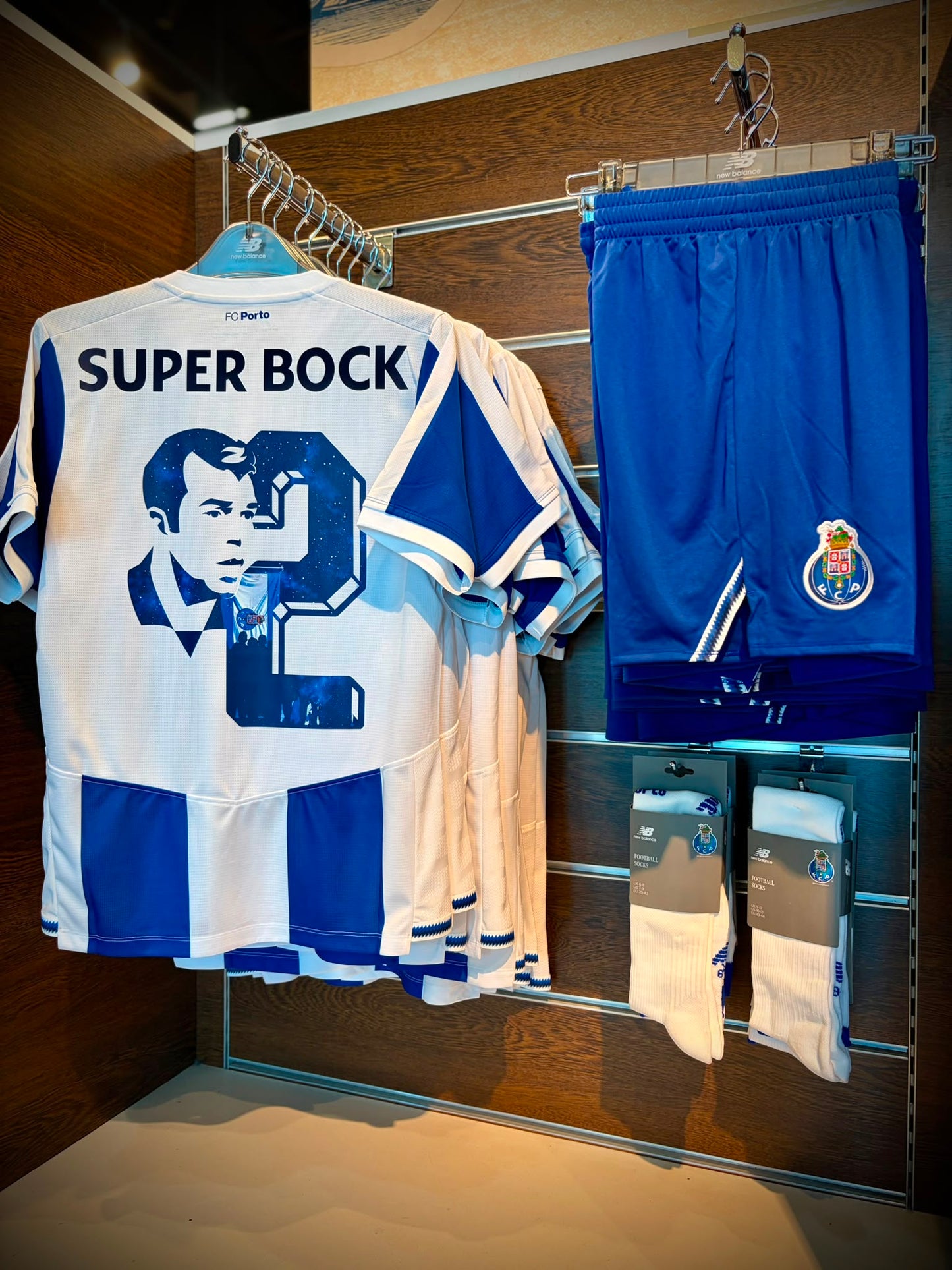 Conjunto infantil dragão JORGE COSTA principal 2026/27 azul e branca – LANÇAMENTO