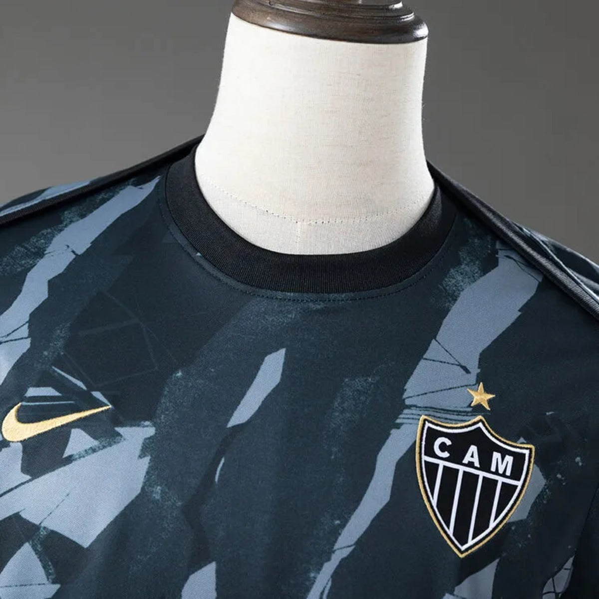 Camisola Atlético Mineiro Pré-Jogo 2026/27 – imagem 3