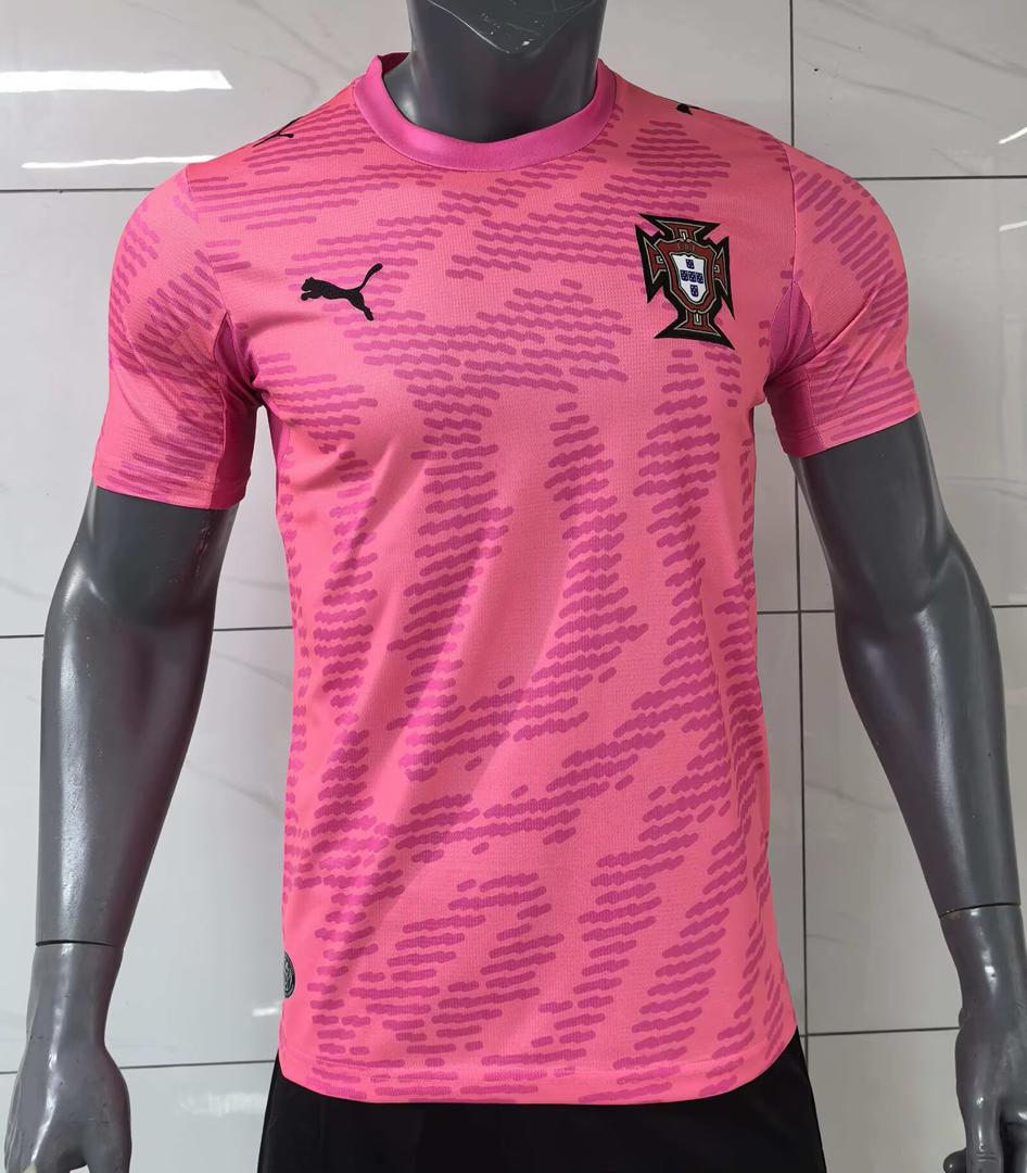 Camisola Seleção de Portugal concept rosa 2026/27 - ADEPTO