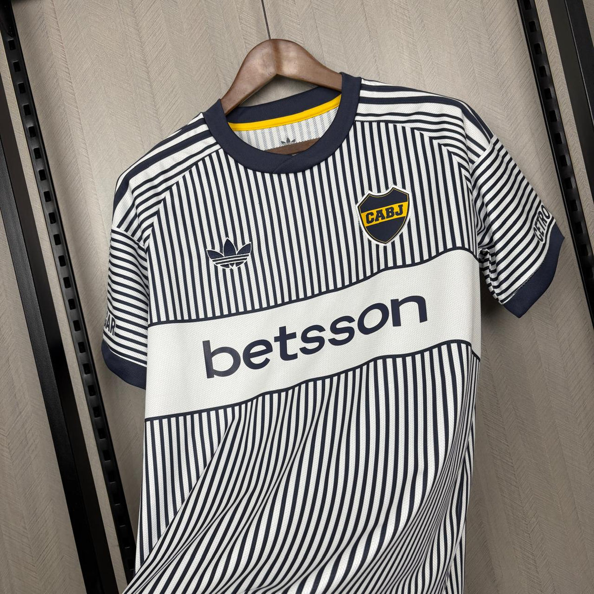 Camisola alternativa branca/azul 2026/27