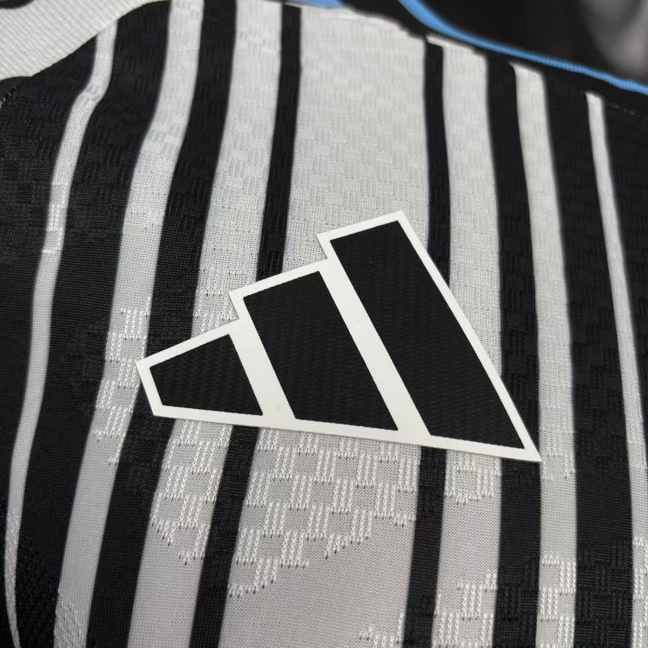 Camisola Newcastle principal 2026/27 - PLAYER