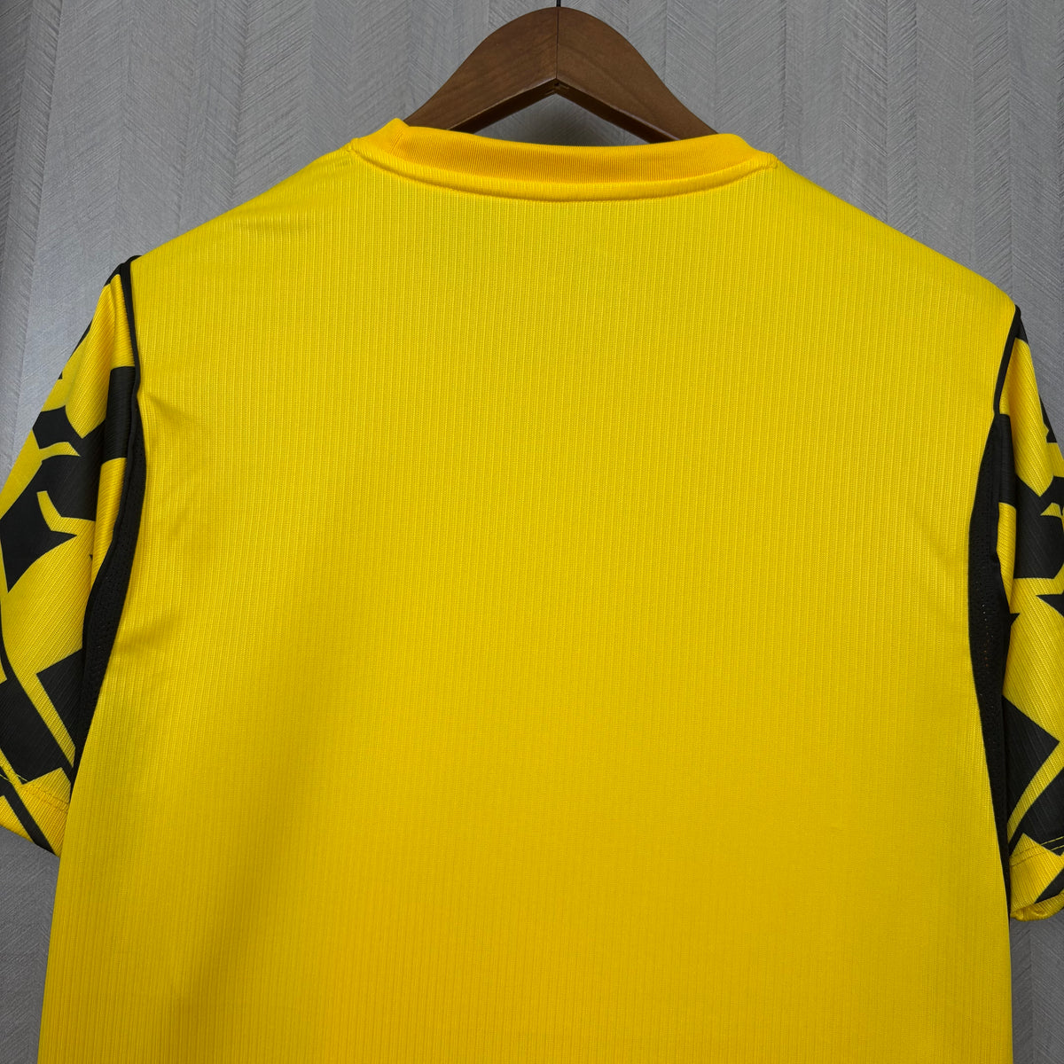Camisola Special Edition 2026/27 amarela