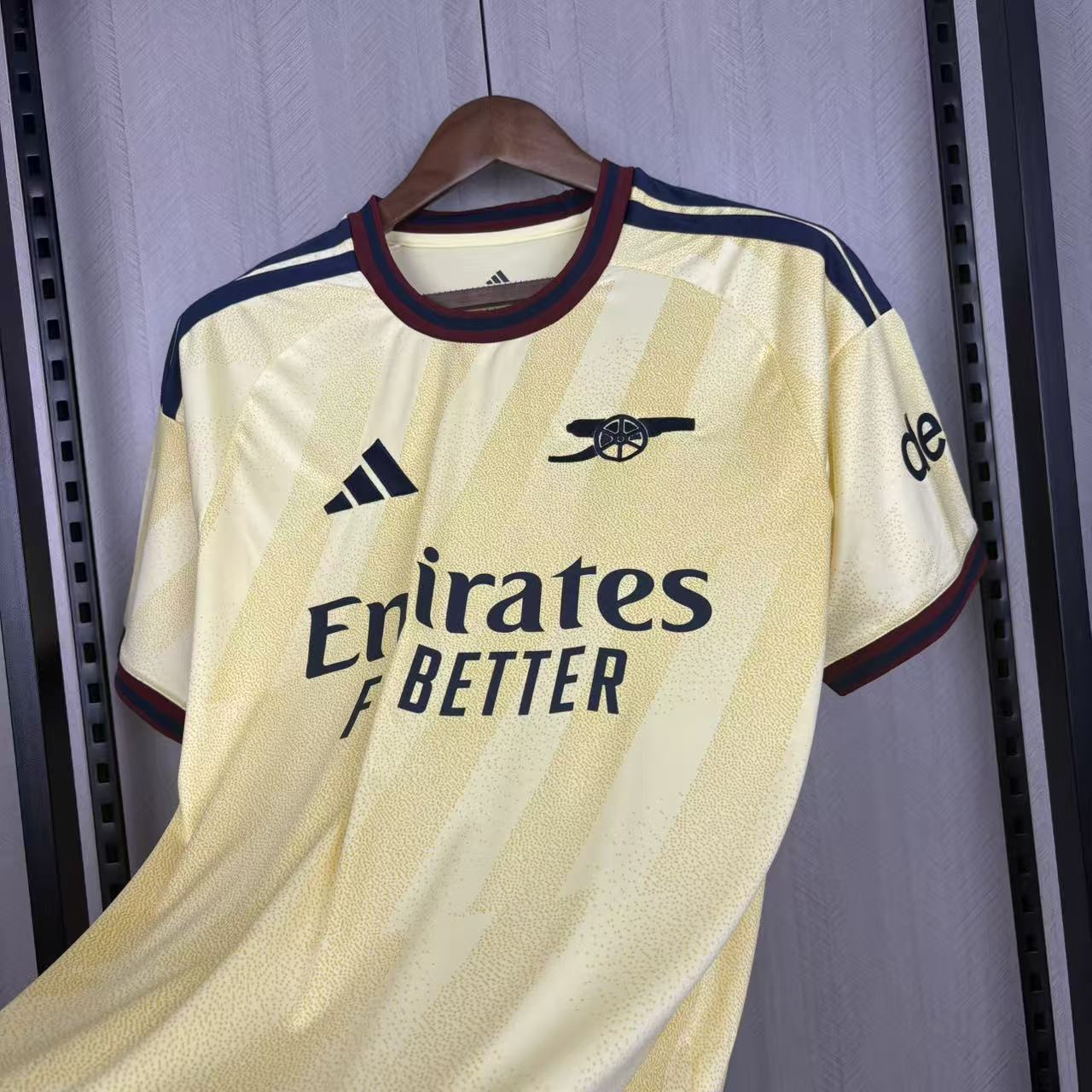 Camisola Terceira amarela 2026/27