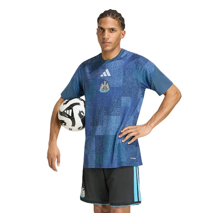 Camisola Newcastle pré jogo 2026/27
