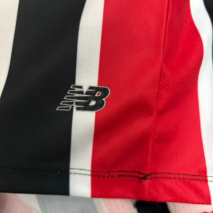 Camisola Alternativa tricolor 2026/27