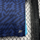 Conjunto infantil azul terceiro equipamento 2024/25