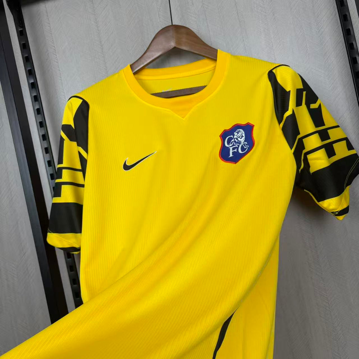 Camisola Special Edition 2026/27 amarela