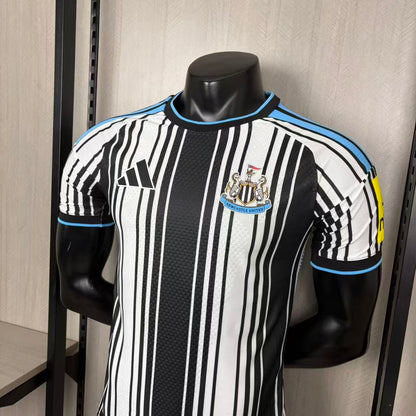 Camisola Newcastle principal 2026/27 - PLAYER