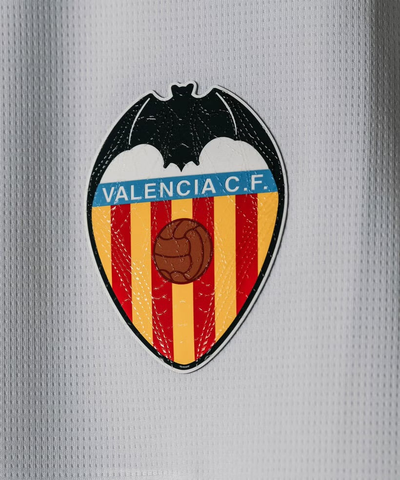 Camisola Valencia principal branca 2026/27