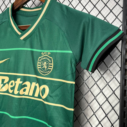 Conjunto infantil verde special editon 2024/25