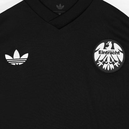 Camisola Eintracht Frankfurt Pré-Jogo 2026/27 – imagem 4