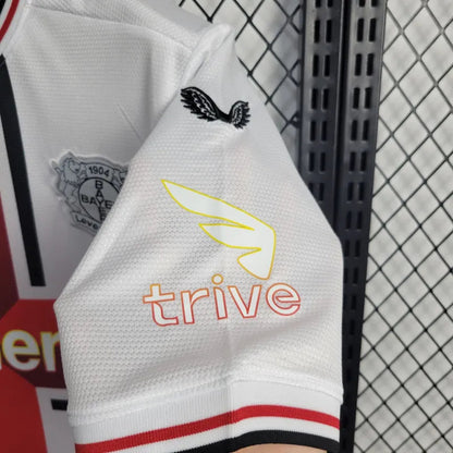 Camisola Bayer Leverkussen branca 2024/25