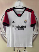 Camisola concept branca e vermelha 2025/26